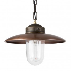 Kettinglamp Landes met bronzen ketting en koperen kap, voorzien van helder stolpglas. Klassieke hanglamp. Kettinglamp Landes met bronzen ketting en koperen kap, voorzien van helder stolpglas. Klassieke hanglamp.