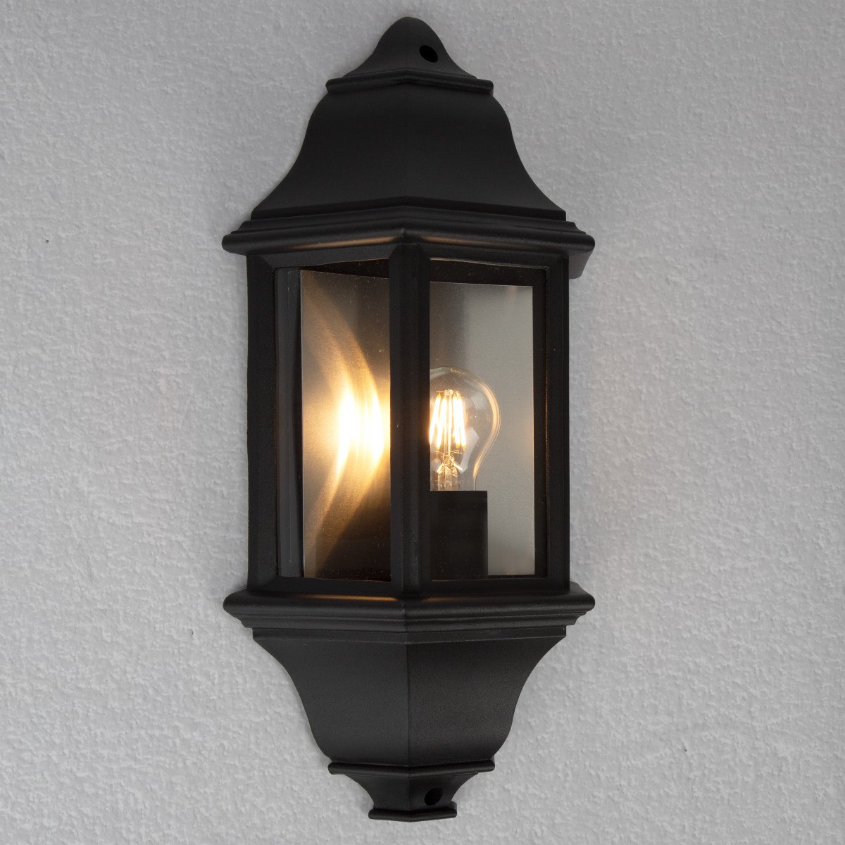Muurlamp Turijn 1