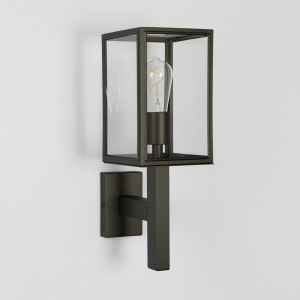 Buitenlamp Bilthoven zijdeglans zwarte buiten wandlamp super stijlvol strak klassiek vormgegeven, rechte steun, strakke belijning, heldere glazen, box design handmade kwaliteitsverlichting