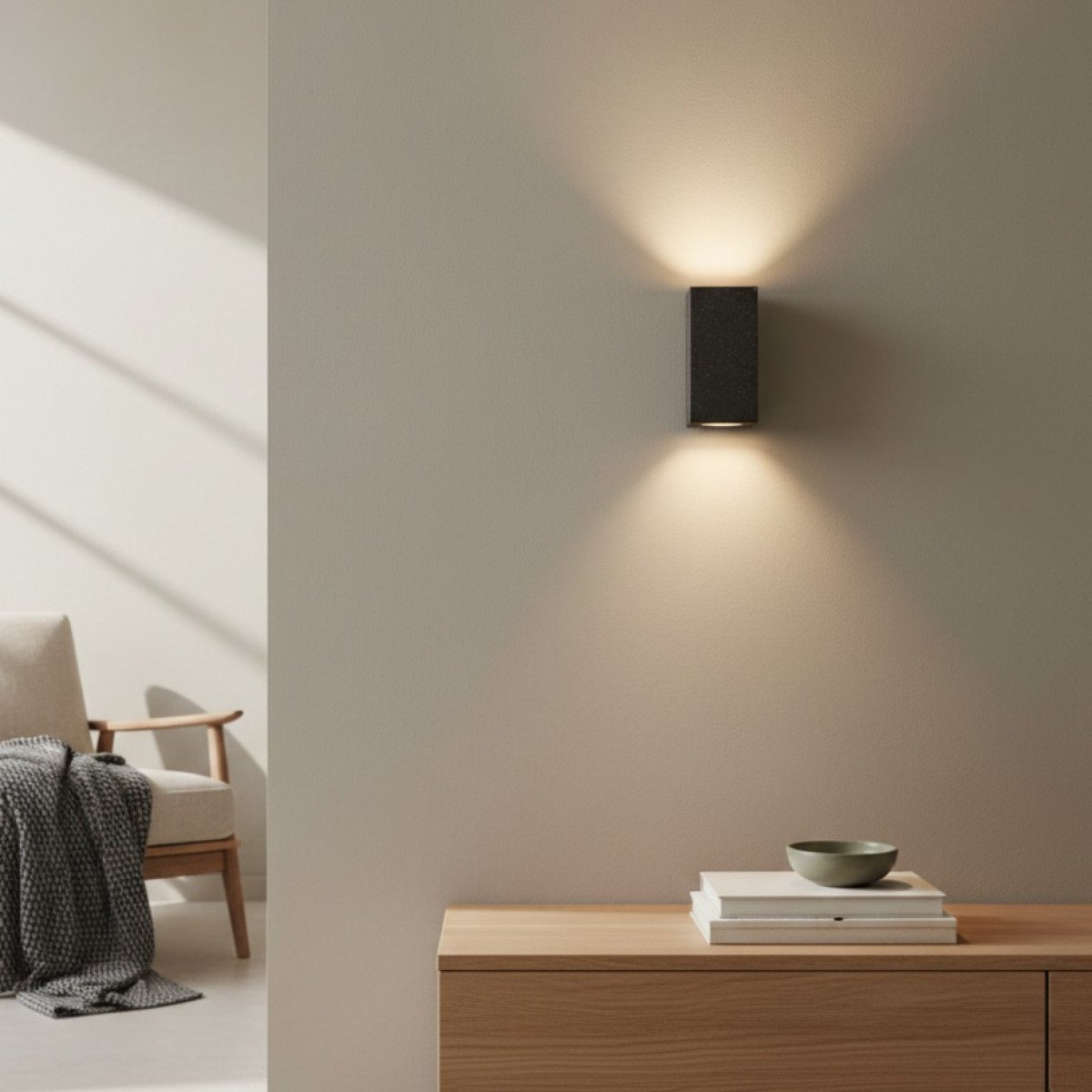 Pure up/down beton wandlamp zwart voor binnen en buiten
