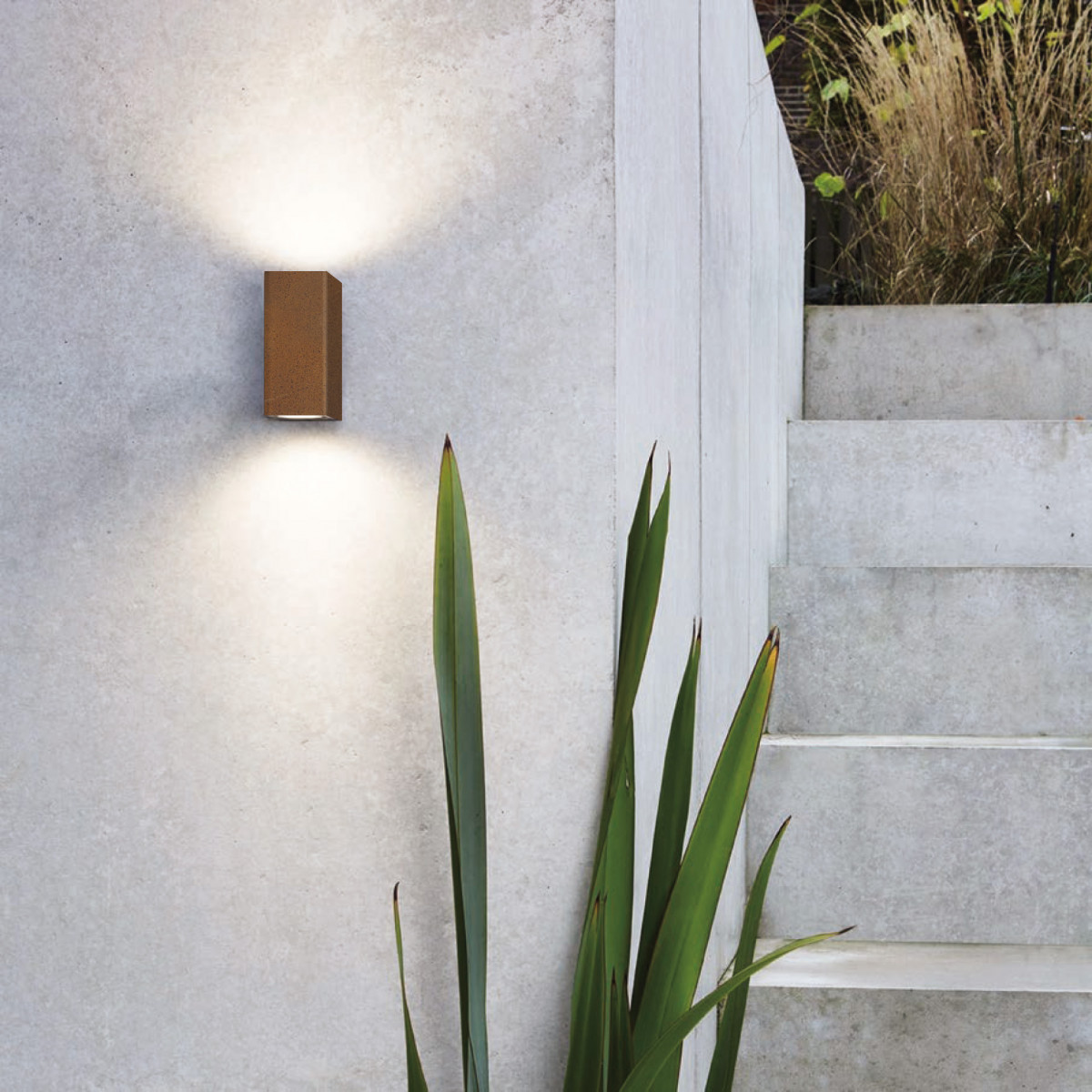 Buitenlamp in moderne stijl van cortenstaal merk KS Verlichting