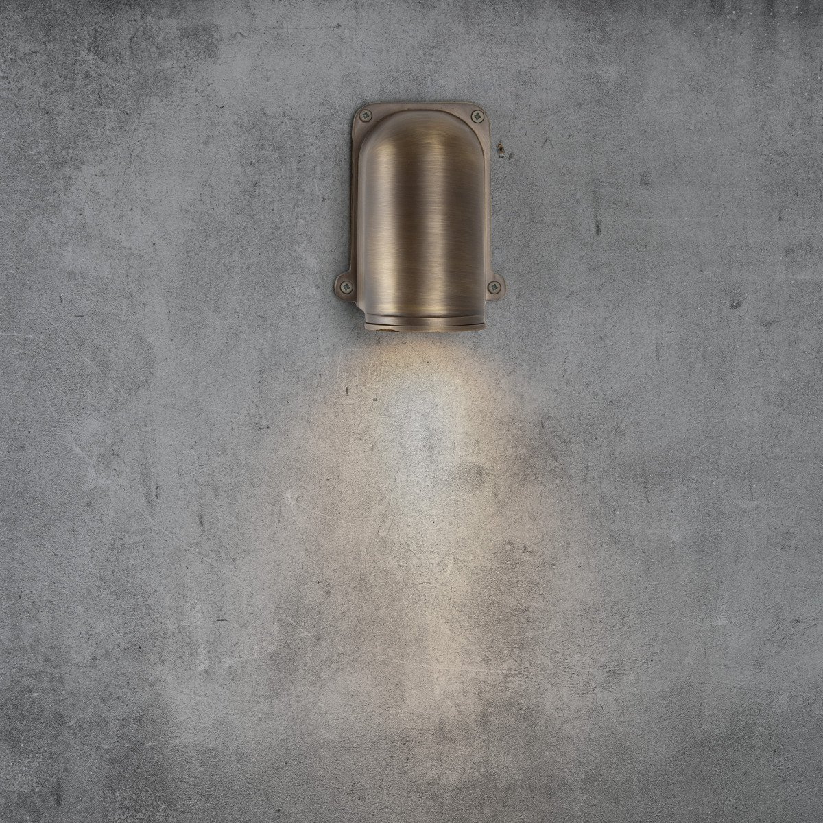 Pilot Muurlamp Brons