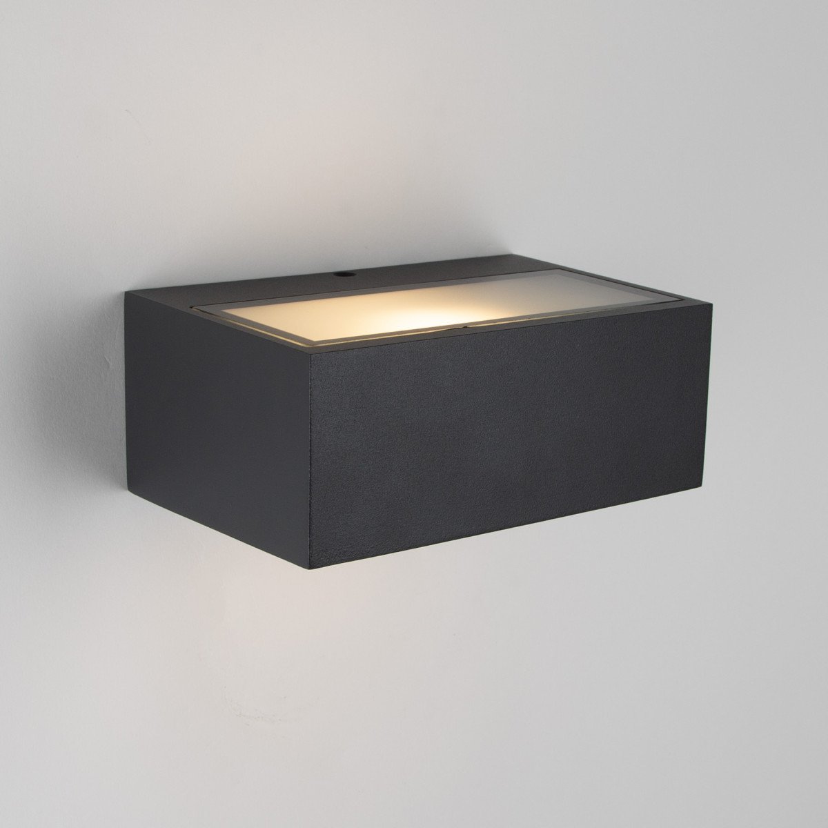 Wandlamp antraciet met matte beglazing, opbouw wandspot