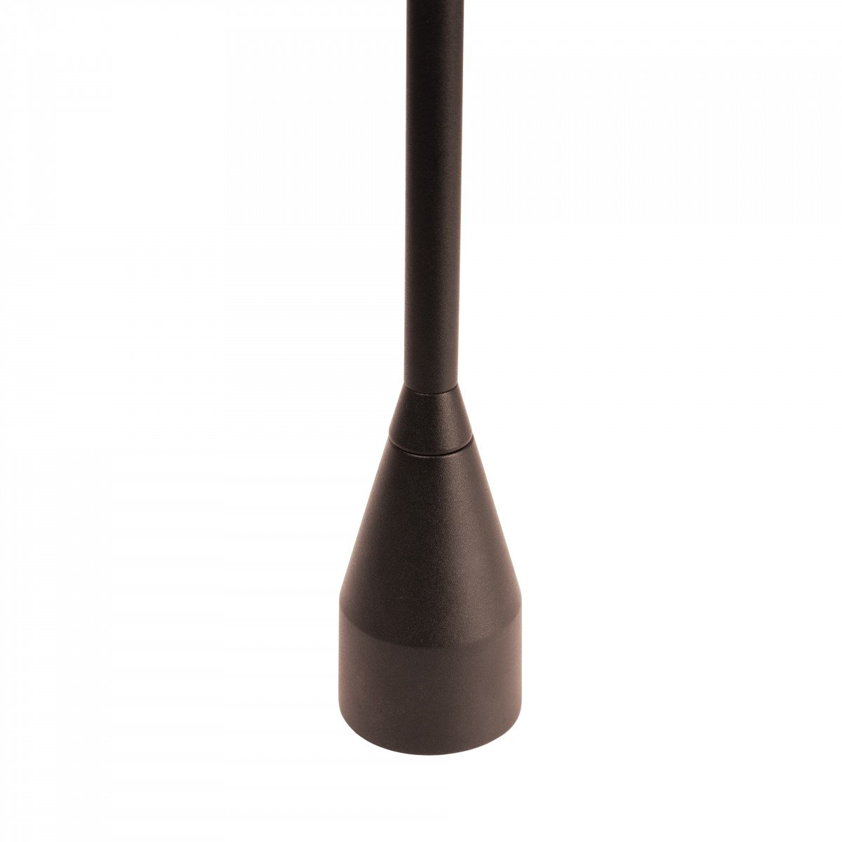 De Jazzy Tuinlamp Corten Medium is een moderne tuinlamp, paddenstoelvormig design.