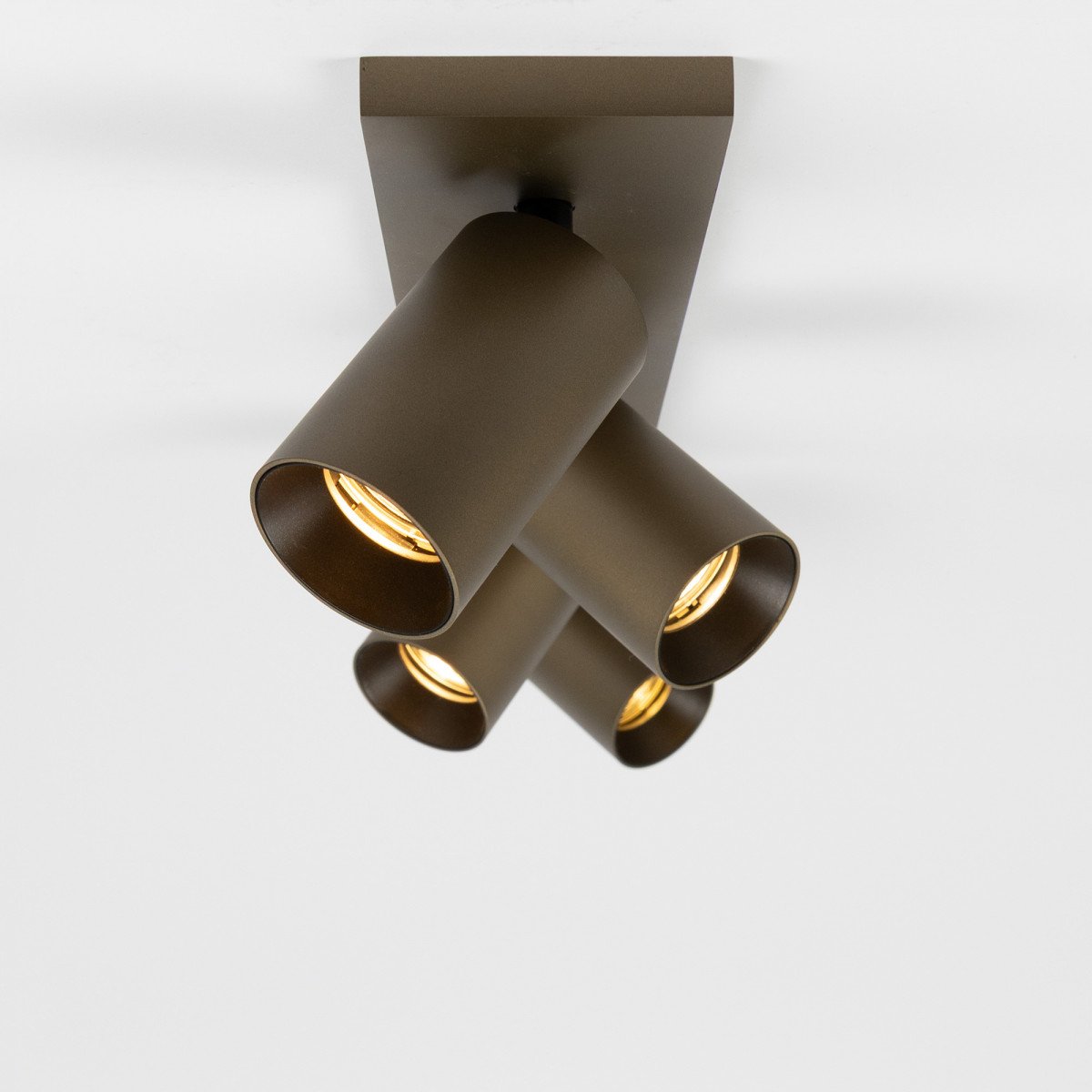 Mila 4 Opbouwspot Brons