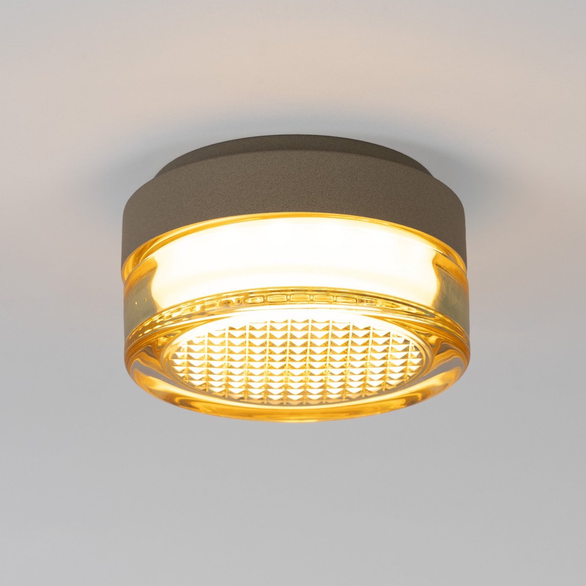 Wand- Plafondlamp Nolan champagne