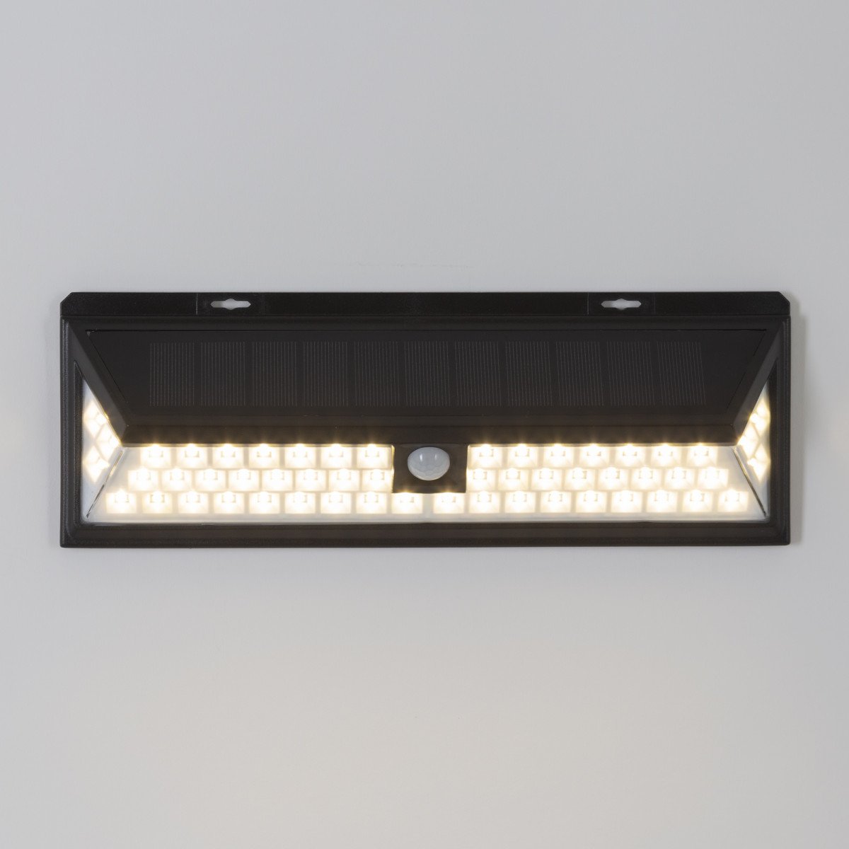 solys l led solar sensor lamp in zwarte kleur