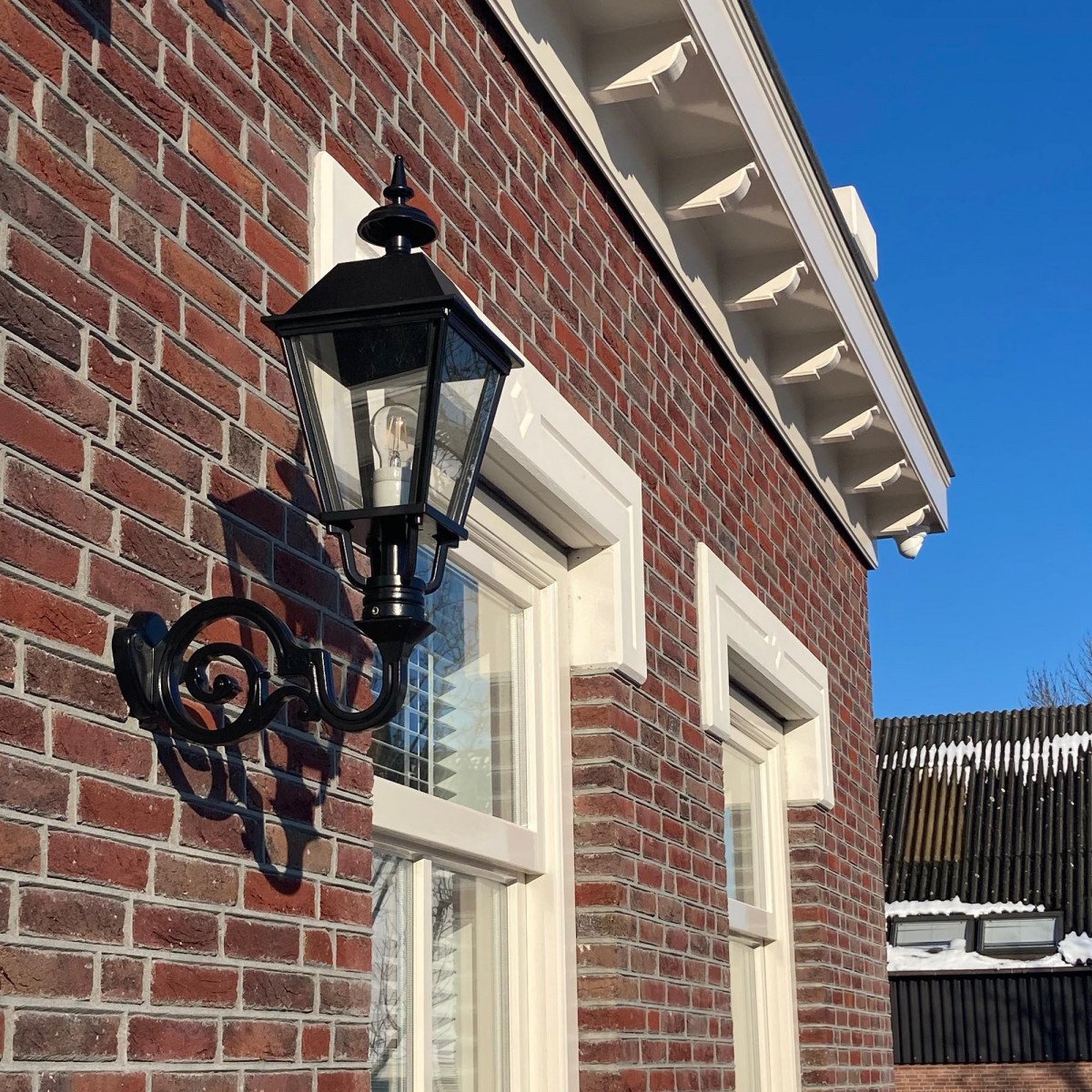 buitenlamp Singel M een klassieke buitenlamp uit de collectie gevelverlichting stijlvol klassiek buiten wandverlichting van KS Verlichting