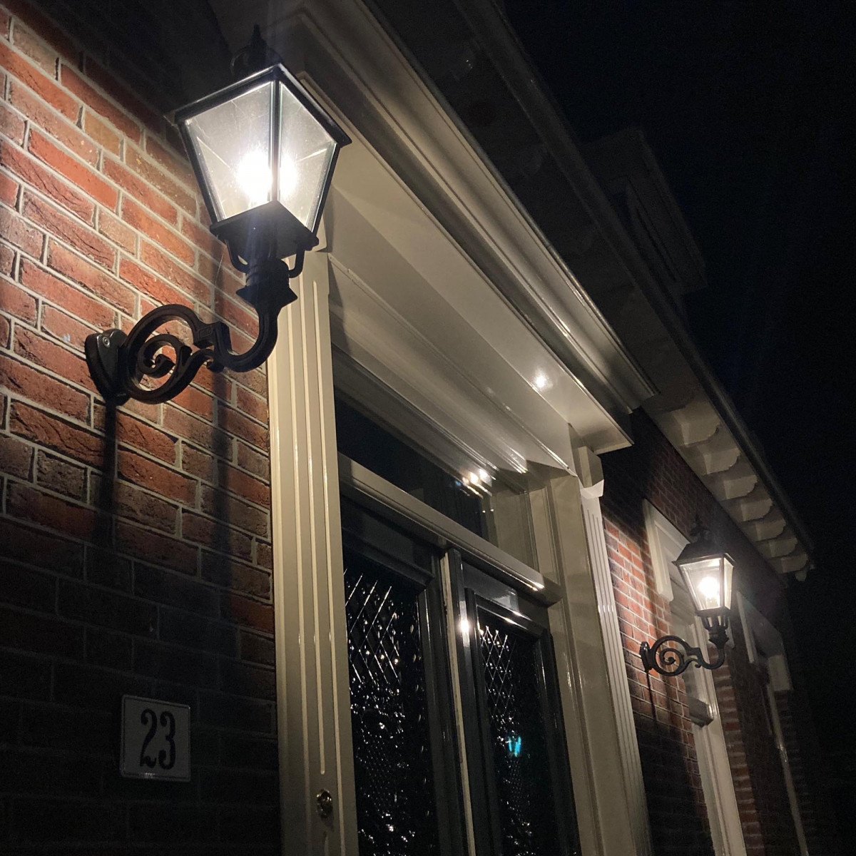 buitenlamp Singel M een klassieke buitenlamp uit de collectie gevelverlichting stijlvol klassiek buiten wandverlichting van KS Verlichting