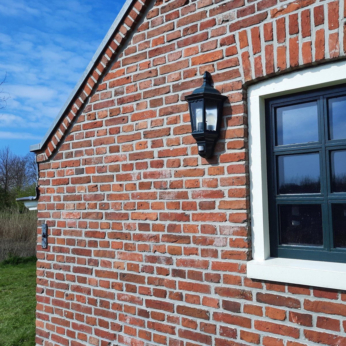 Buitenlamp Ancona plat zwart met sensor