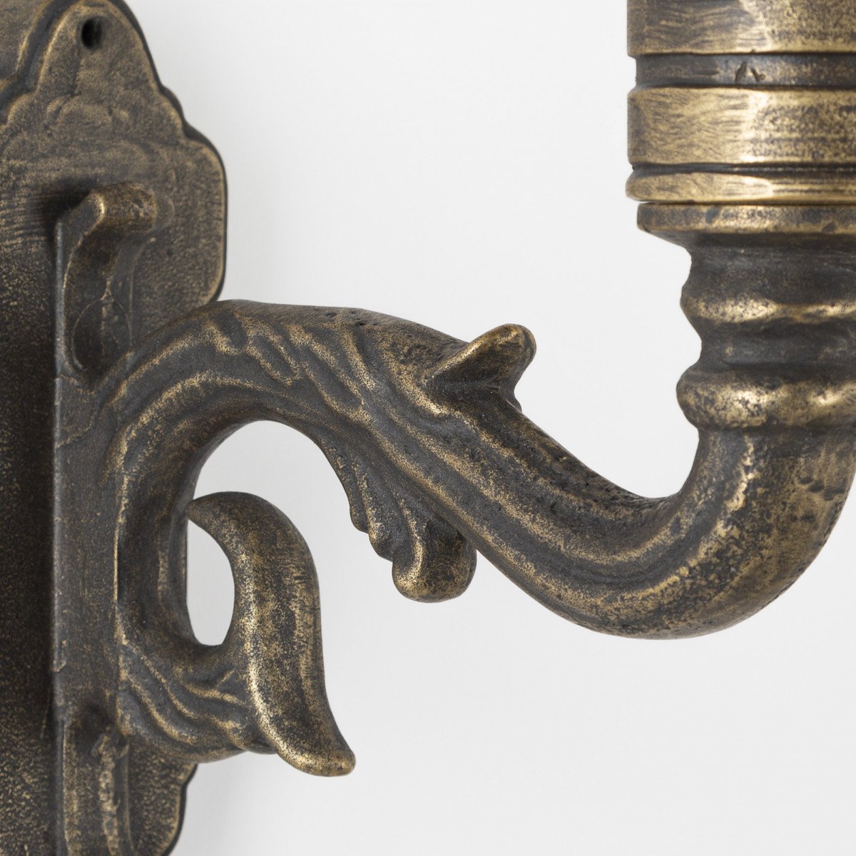 Buitenlamp Enkhuizen Brons met koperen deksel en bronzen wandarm
