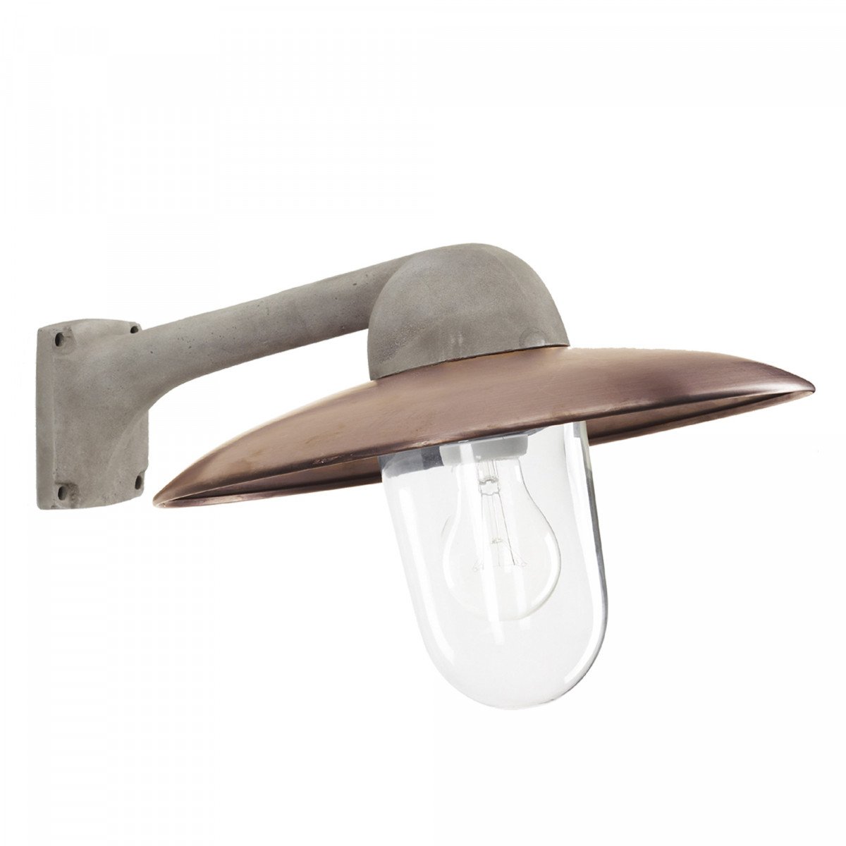 Buitenlamp Fabrique met koperen kap, aluminium wandsteun en helder glazen stolp. Geschikt voor gevels, horeca.