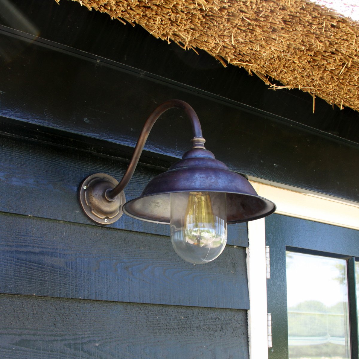 Savoye II landelijke stallamp Brons en Koper met helder stolpglas en voorwaartse lichtbundel