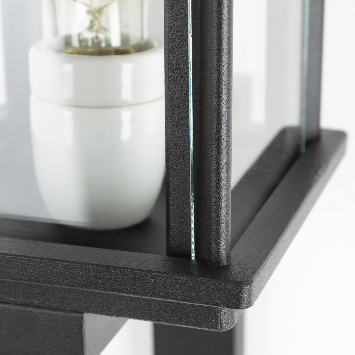 Buitenlamp strak klassiek van KS Verlichting de wandlamp Capital Classic S op steun zwart