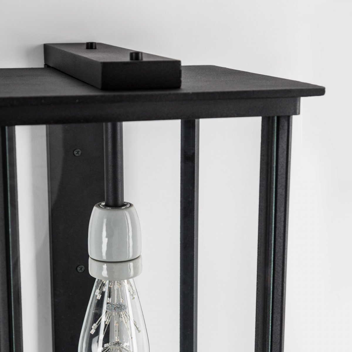 6840 Buitenlamp Capital XXL – Exclusieve wandlamp met een indrukwekkende uitstraling