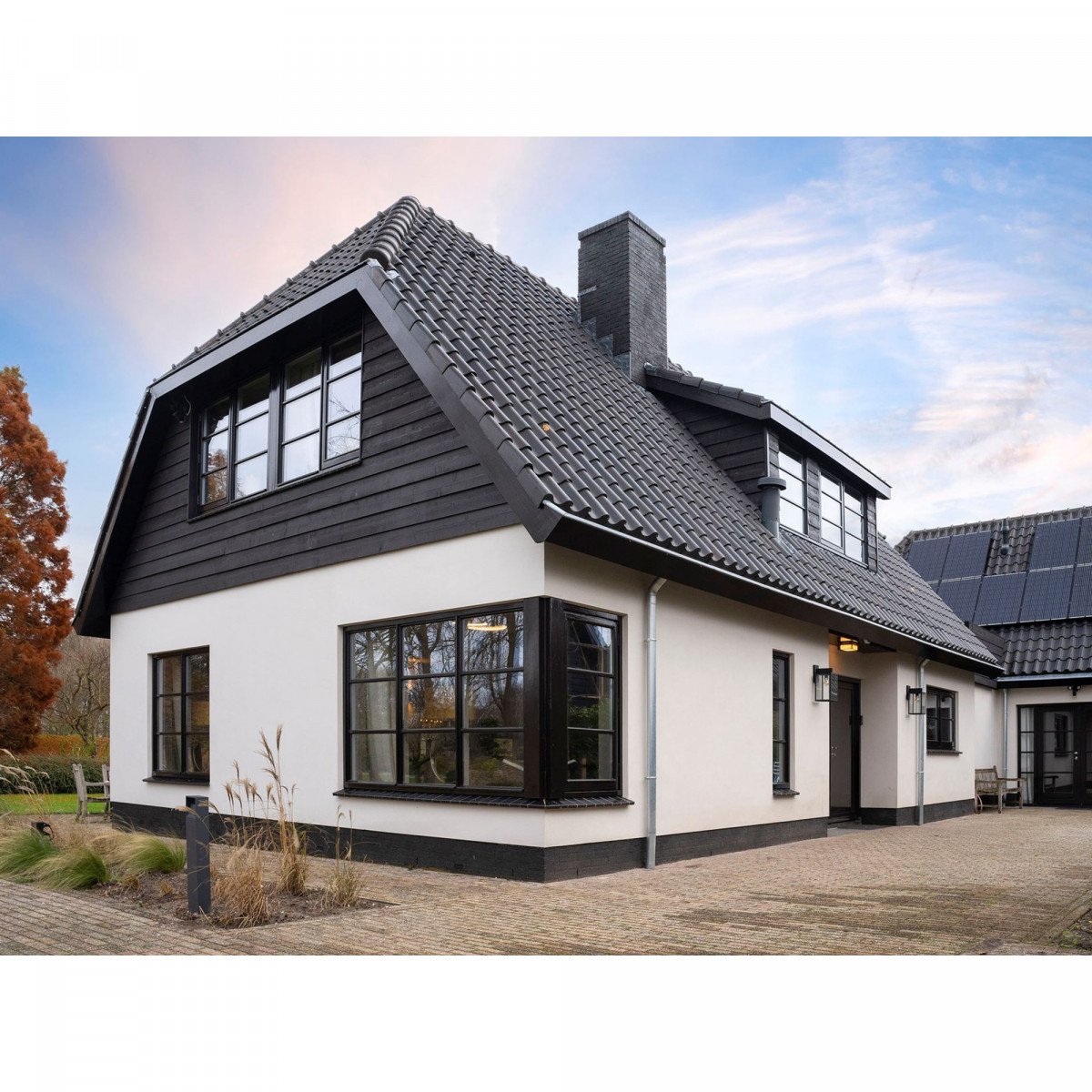 7323 Buitenlamp Hampton – Stijlvolle wandlamp met strakke lijnen