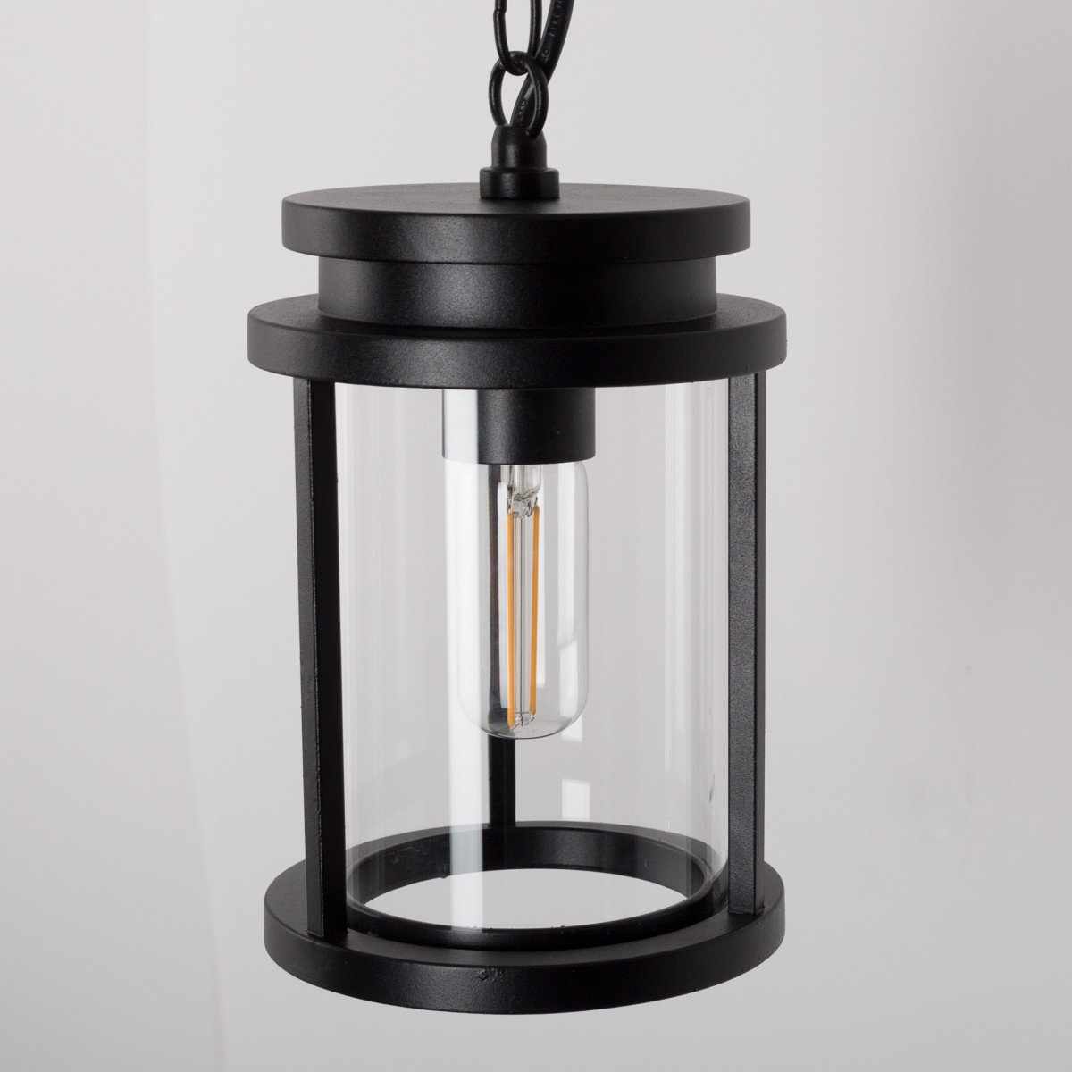 7605 Sydney aan Ketting – Elegante verlichting voor buitenruimtes 