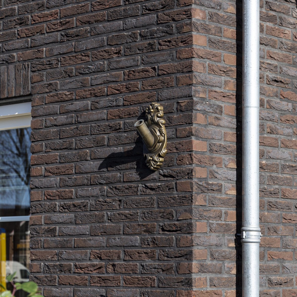 bronzen vlaggenmasthouder een handgemaakt ornament voor aan de gevel volledig onderhoudsvrij vlaggenstokhouder massief brons