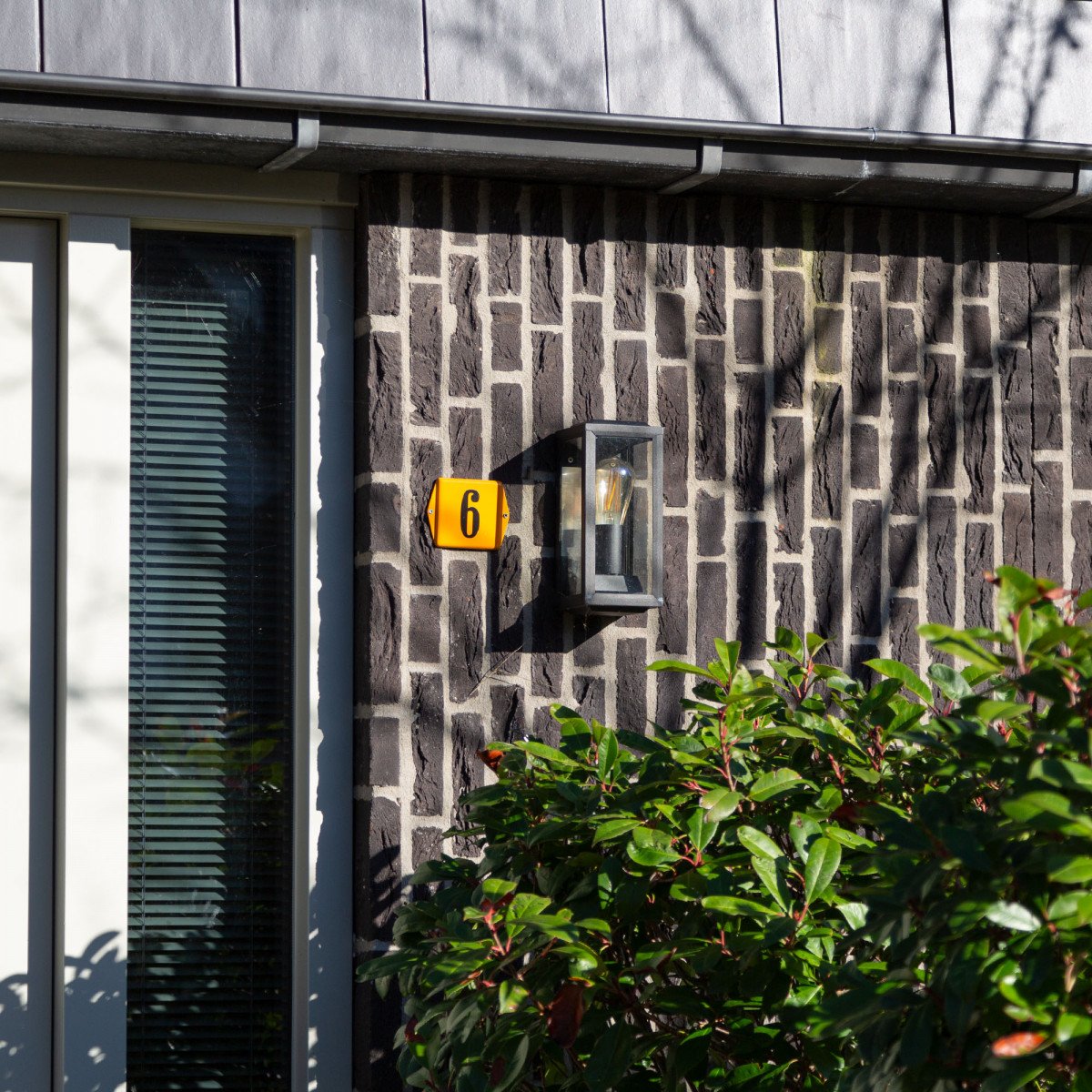 verandalamp, buitenlamp 't Gooi, strak vormgegeven trendy buitenverlichting voor aan de muur van KS Verlichting
