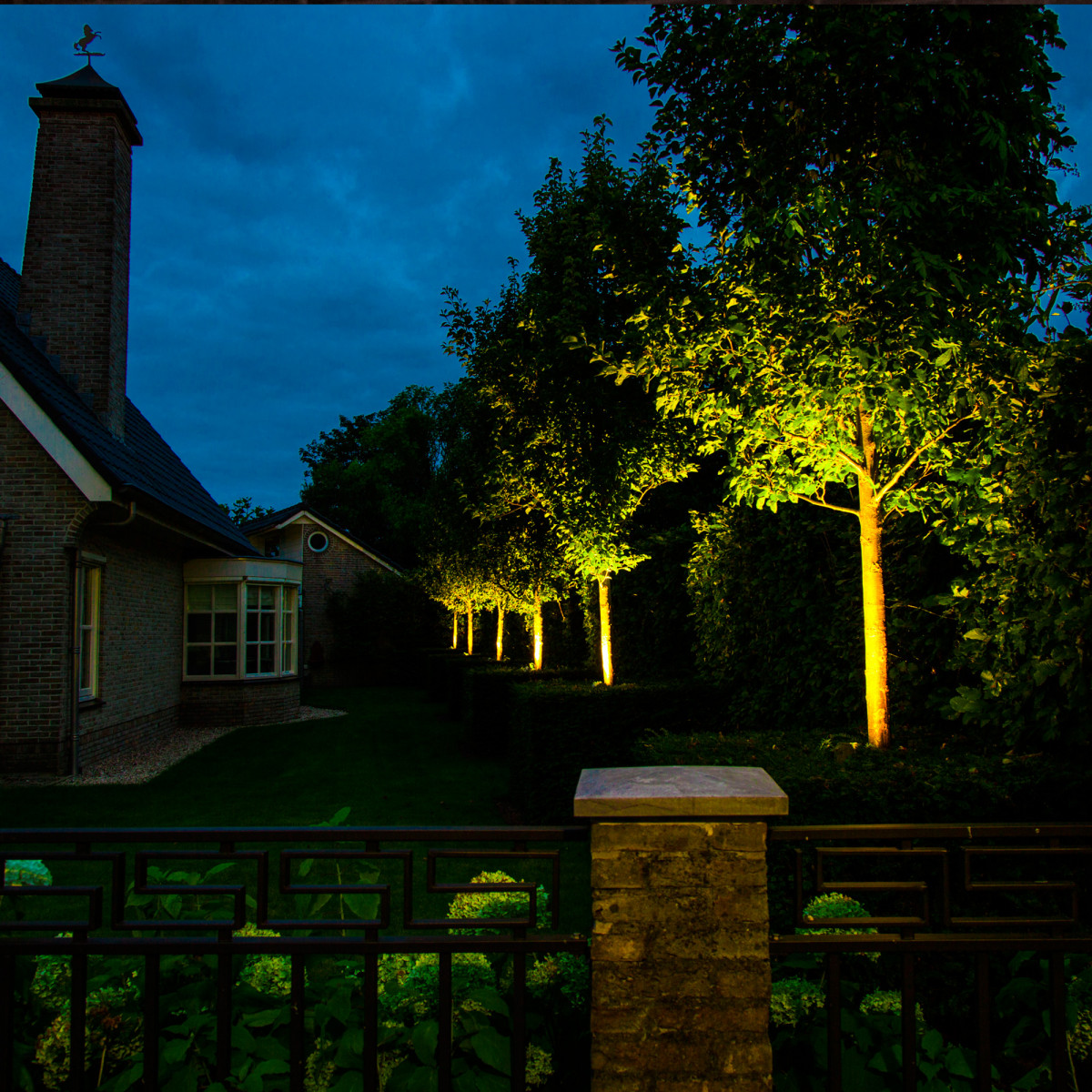Tuinspot Beamy L Zwart
